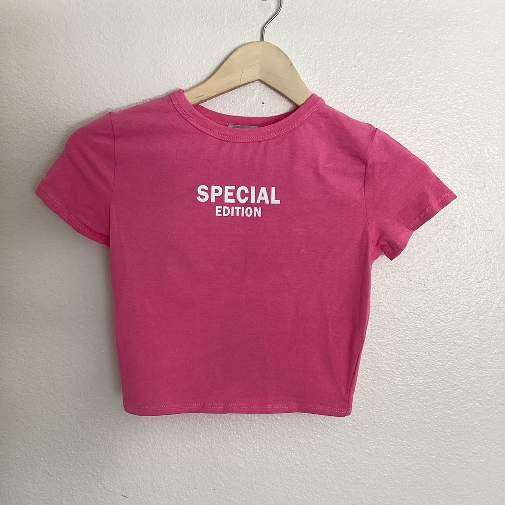 NEW Fashion Nova Pink “Special Edition” Baby Tee Crop Top Size XS 90’s Y2K
